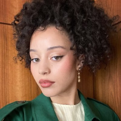 des's profile picture