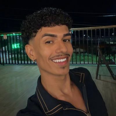 daniel 🥂🧙's profile picture
