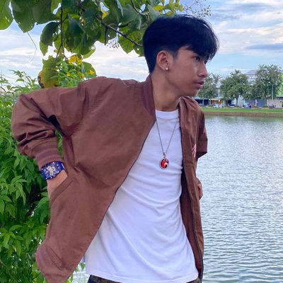 luvbearboys's profile picture