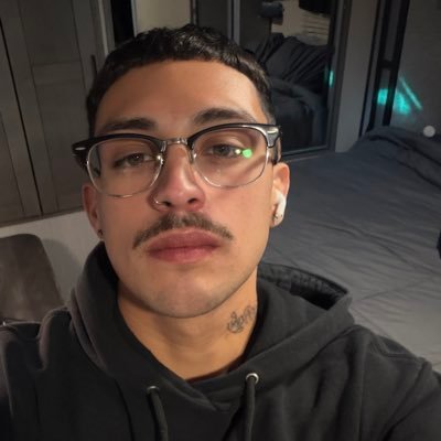 dylnali's profile picture