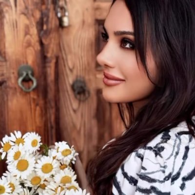 💎 E S R A 💎's profile picture
