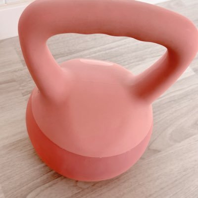 只想周末安心睡懒觉's profile picture