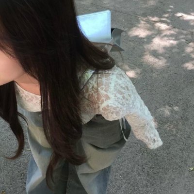 y1143424's profile picture