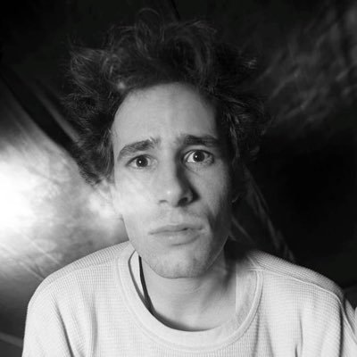 boozcluze's profile picture