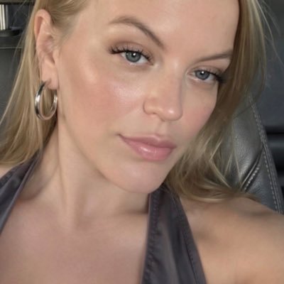 JulieRamgeet's profile picture