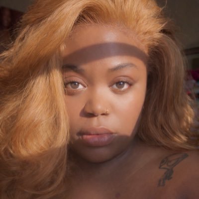 MOONCHASINGRHAYVEN's profile picture