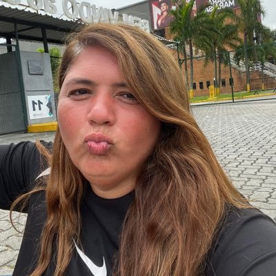 Débora Renault 🧙's profile picture