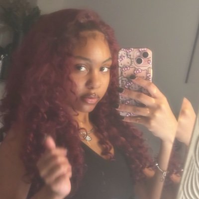 s⚠️xygirll's profile picture