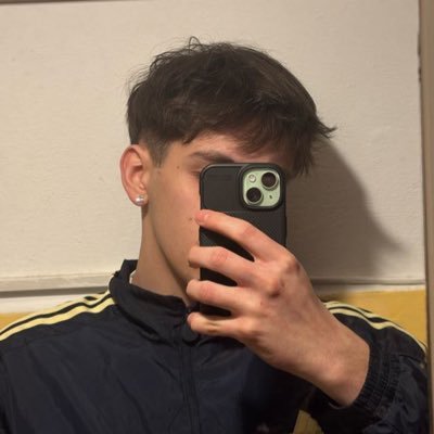 N0TTI1NBIANCO's profile picture