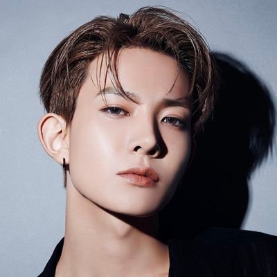 Pink1 Heeseung (EVAN)'s profile picture
