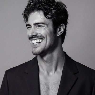 giansainato's profile picture