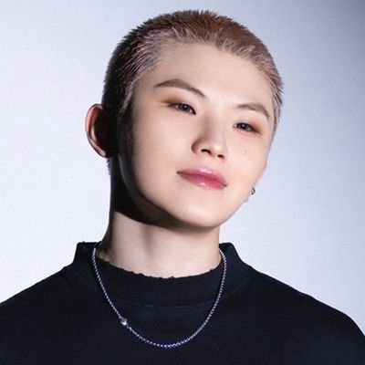 c's profile picture
