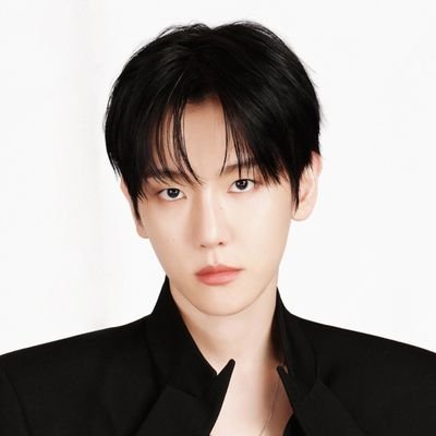 ris's profile picture