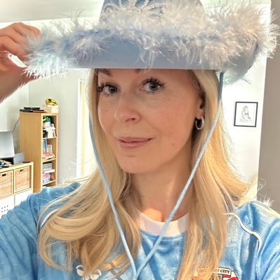 BlondiieMama's profile picture