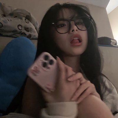 prinenasxv's profile picture