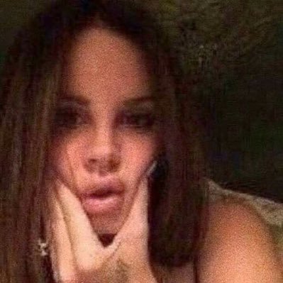 girlie ౨ৎ's profile picture