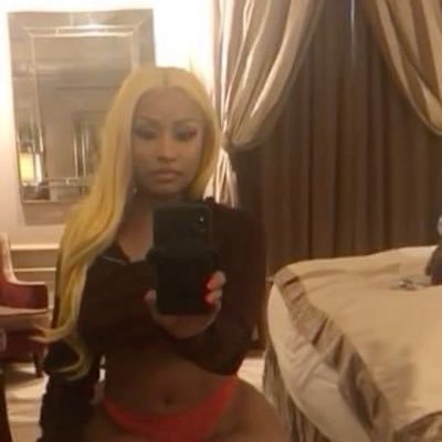 ᥫ᭡'s profile picture