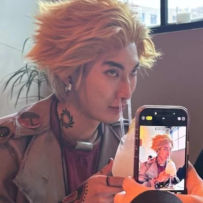 AUZZIE's profile picture