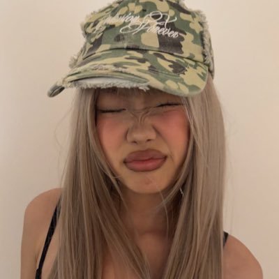 blossomenx's profile picture