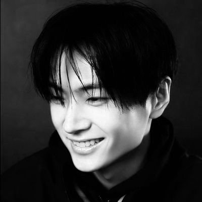 lovjongseong's profile picture