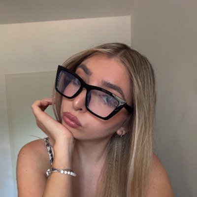Amelia ⋆.𐙚 ̊.'s profile picture
