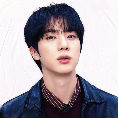 L A U R E N's profile picture
