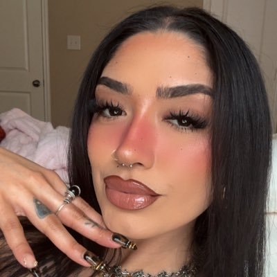 dazed_kitty_'s profile picture