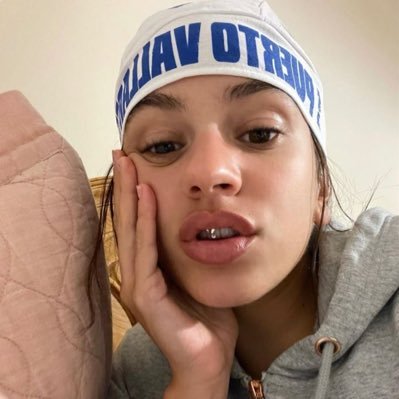 ۟'s profile picture
