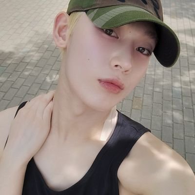 ces.'s profile picture