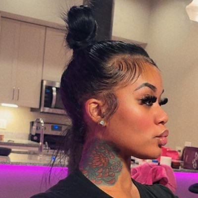 Pinky 🐐's profile picture