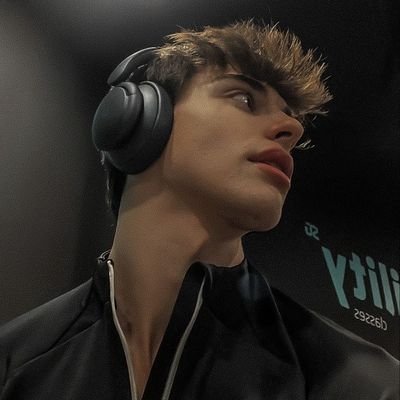 RKO11__'s profile picture