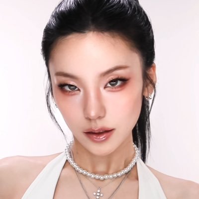 sam is seeing itzy in july🐝's profile picture