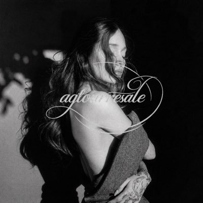 ariana tour resale 🌺's profile picture