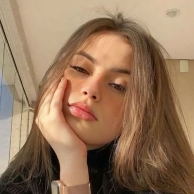 Leona2765's profile picture