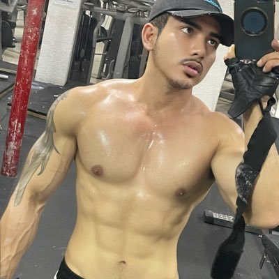 𝐌𝐈𝐊𝐎 𝐏𝐀𝐒𝐀𝐌𝐎𝐍𝐓𝐄's profile picture