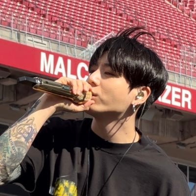 StandingNxt2JK's profile picture