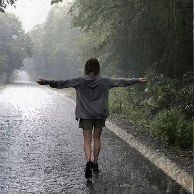 ⛆ 🌧️ ⛆'s profile picture