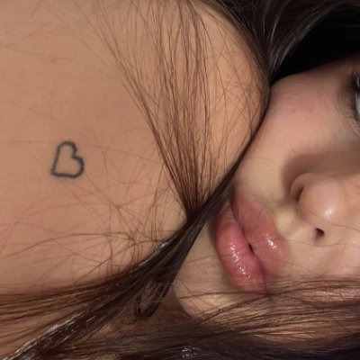 chloe ✦'s profile picture