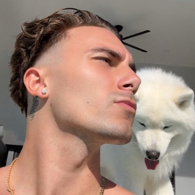 JKuccii's profile picture