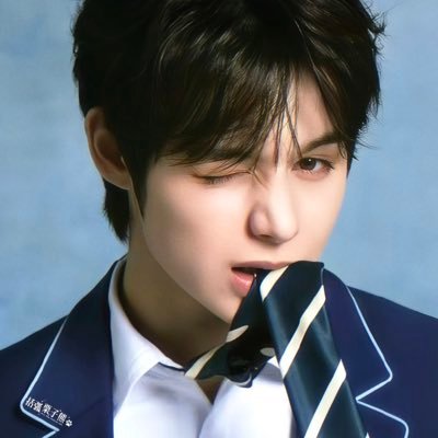 gene 💭's profile picture