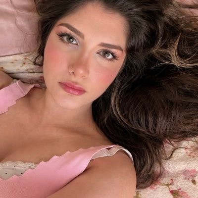 Lana Del Rey's daughter🍒's profile picture
