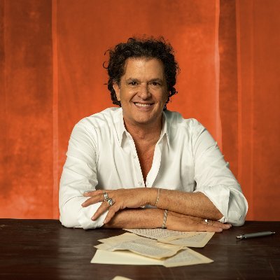 Carlos Vives's profile picture