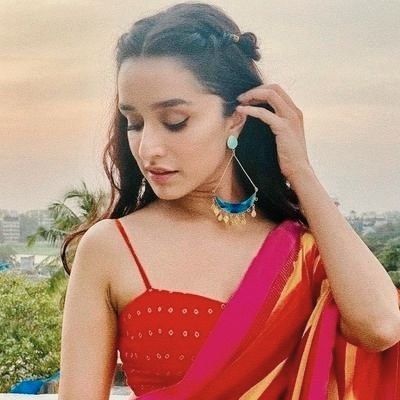 𝐀𝐧𝐢𝐭𝐚🦋's profile picture