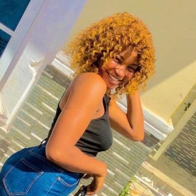 lorethex's profile picture
