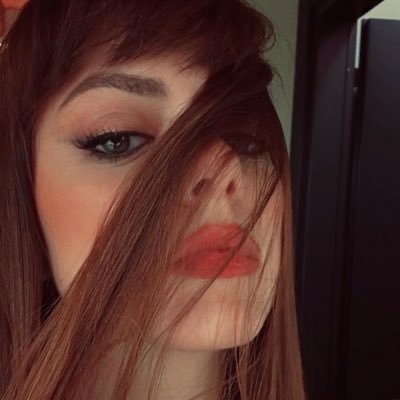 nicolee.'s profile picture
