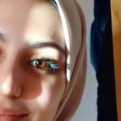 dina's profile picture