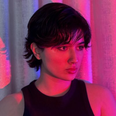 Athena Hosseini's profile picture