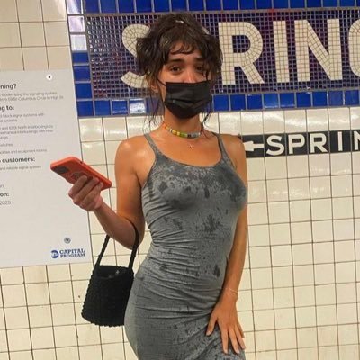 mean girl's profile picture