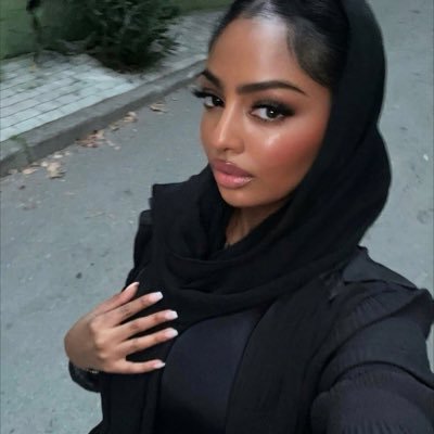 imsoprettyylike's profile picture