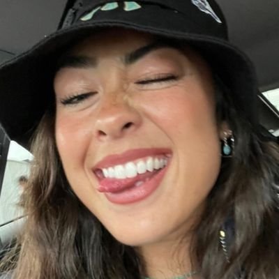 blossomisley's profile picture